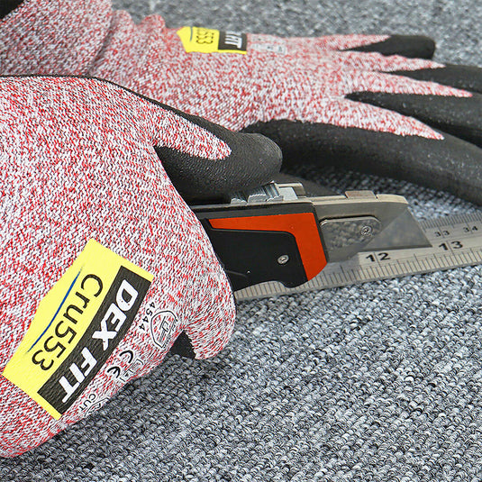 Using the Level 5 Cut Resistant Gloves Cru553 in Red while utilizing sharp tools without any worry because of its additional Level 4 abrasion resistance and level 4 puncture resistance.