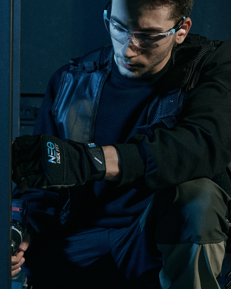 Fingerless vs. Full-Finger Mechanic Gloves: Which Is Right for You?