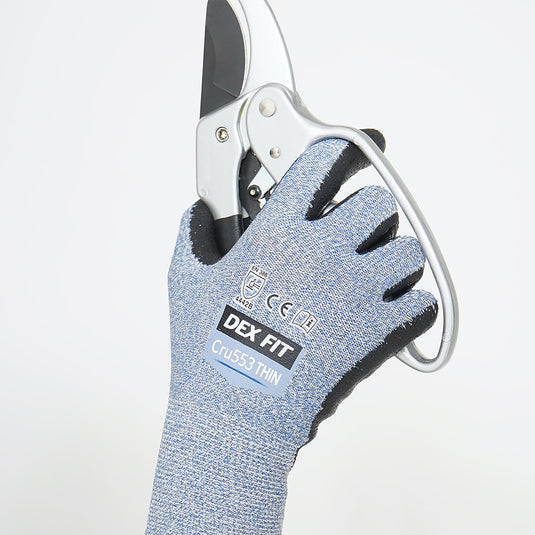 Using the Level 4 Cut Resistant Gloves Cru553 Thin  while holding pruning shears without worry and difficulties because of its ultimate protection, comfort, and lightness.
