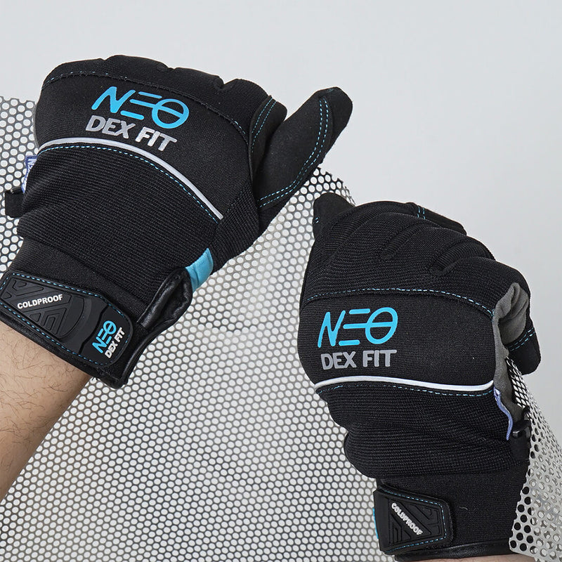 Load image into Gallery viewer, The Mechanic Winter Gloves MG310 holding on a mesh wire showcasing the tough grip it offers.
